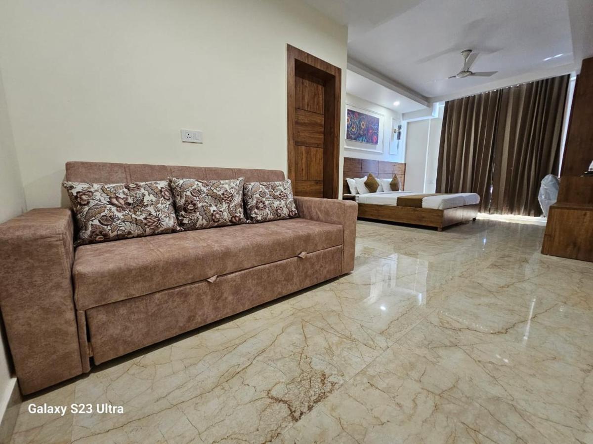 Hotel Nirvana Bliss, Behind Parmarth Niketan Rishīkesh Exterior foto