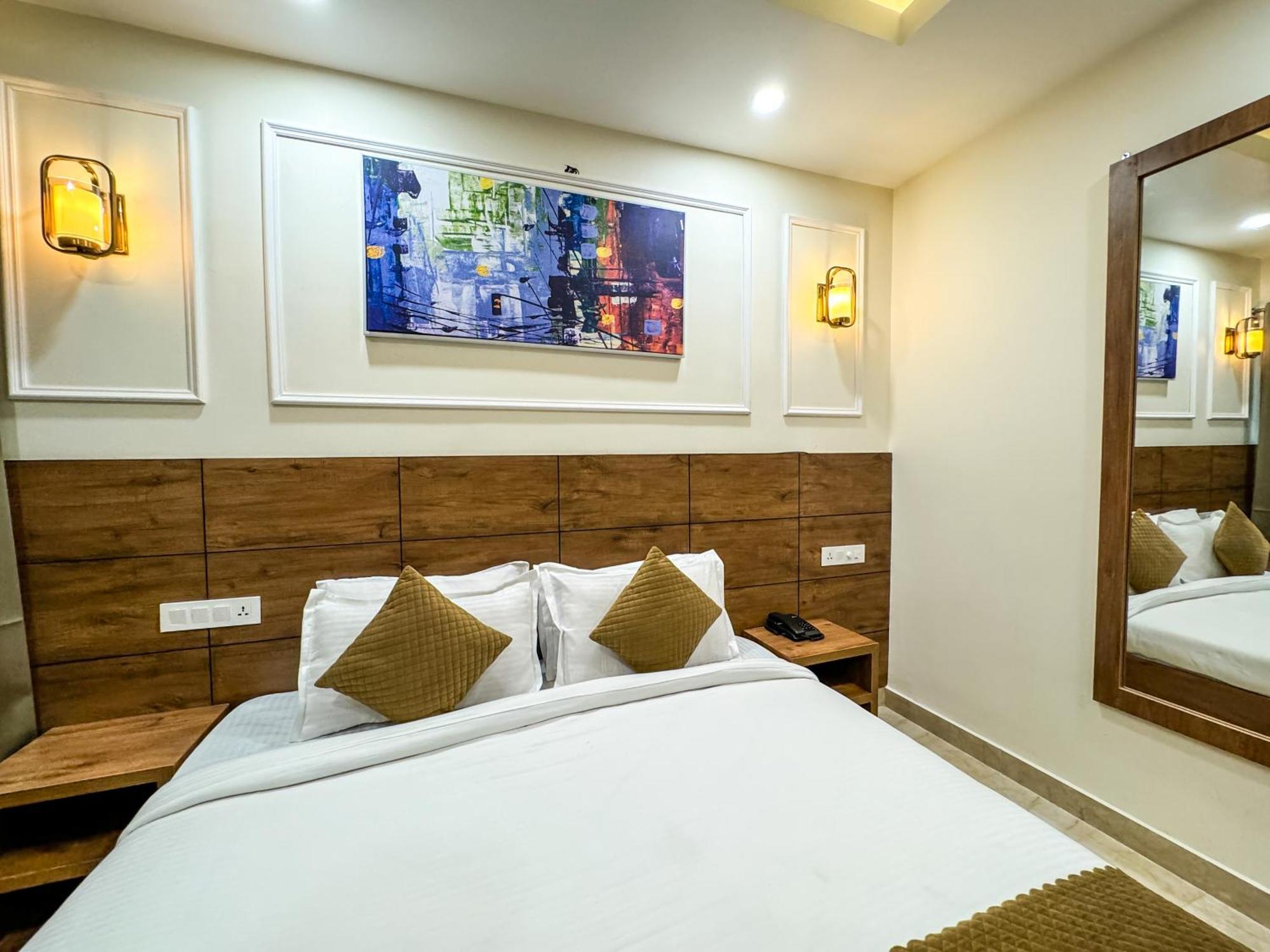 Hotel Nirvana Bliss, Behind Parmarth Niketan Rishīkesh Exterior foto