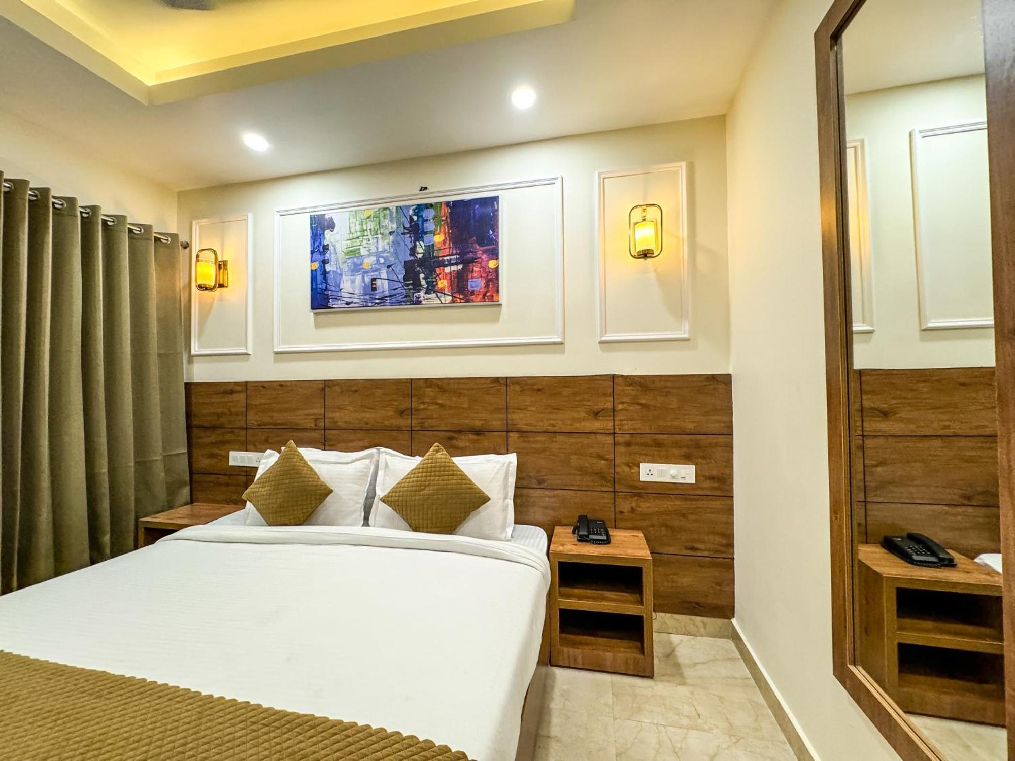 Hotel Nirvana Bliss, Behind Parmarth Niketan Rishīkesh Exterior foto