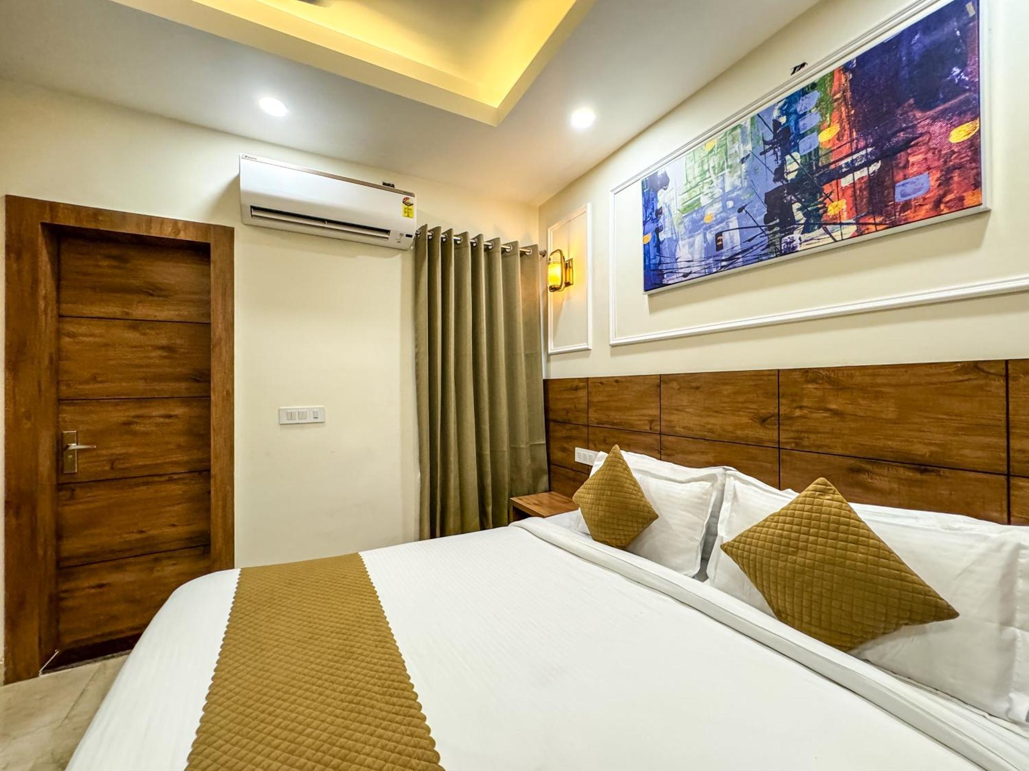 Hotel Nirvana Bliss, Behind Parmarth Niketan Rishīkesh Exterior foto
